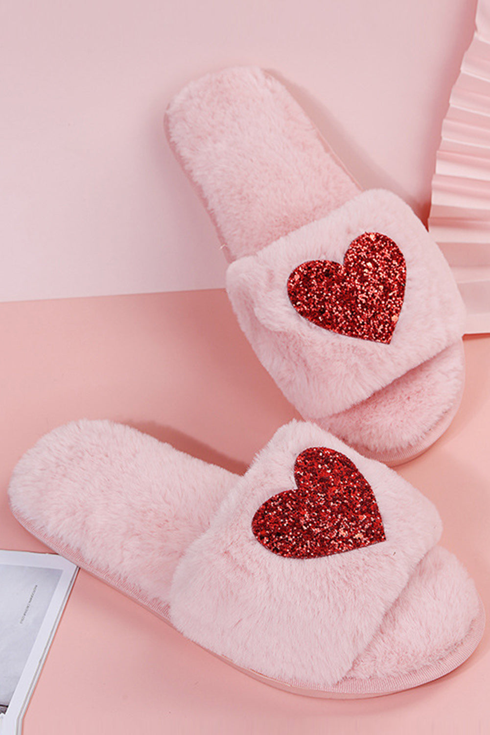 Sequin Heart Shaped Slip On Plush Slippers