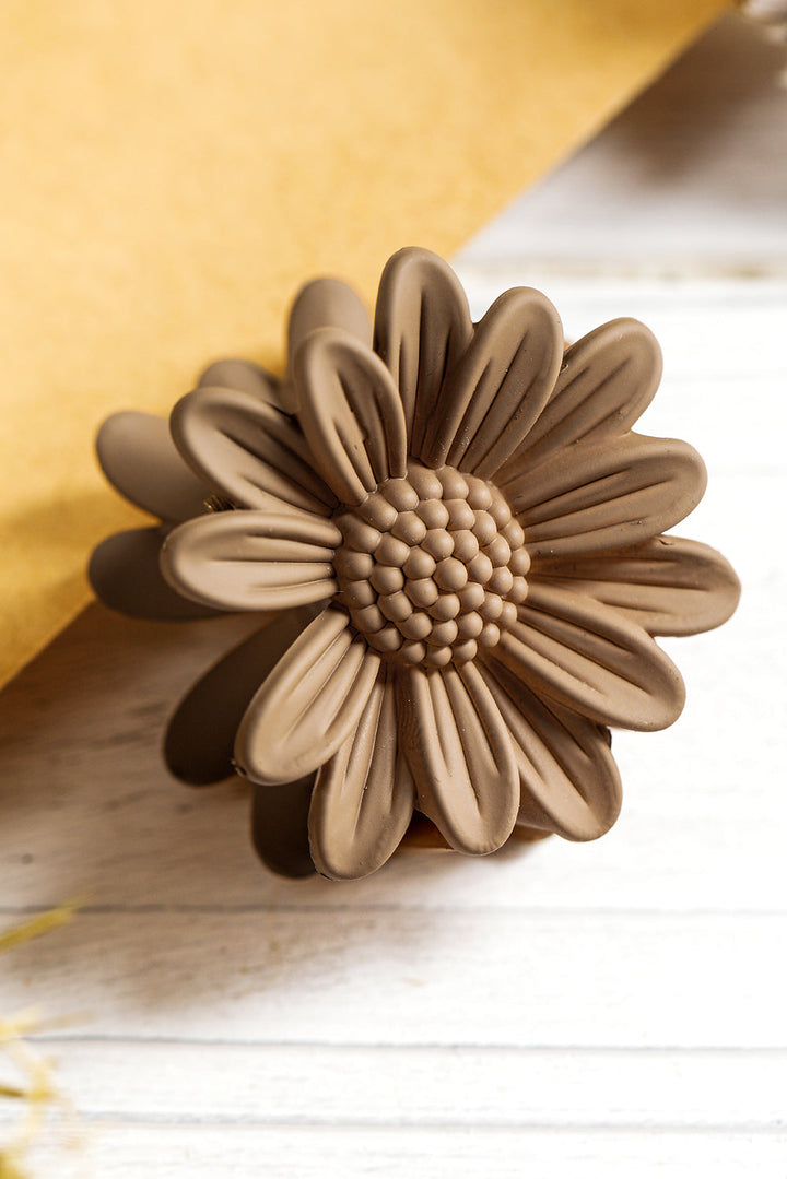 Pince à cheveux givrée style bohème avec marguerite