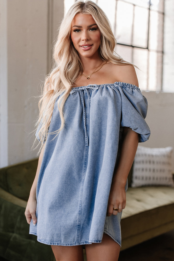 Robe babydoll en jean à manches bouffantes et col carré