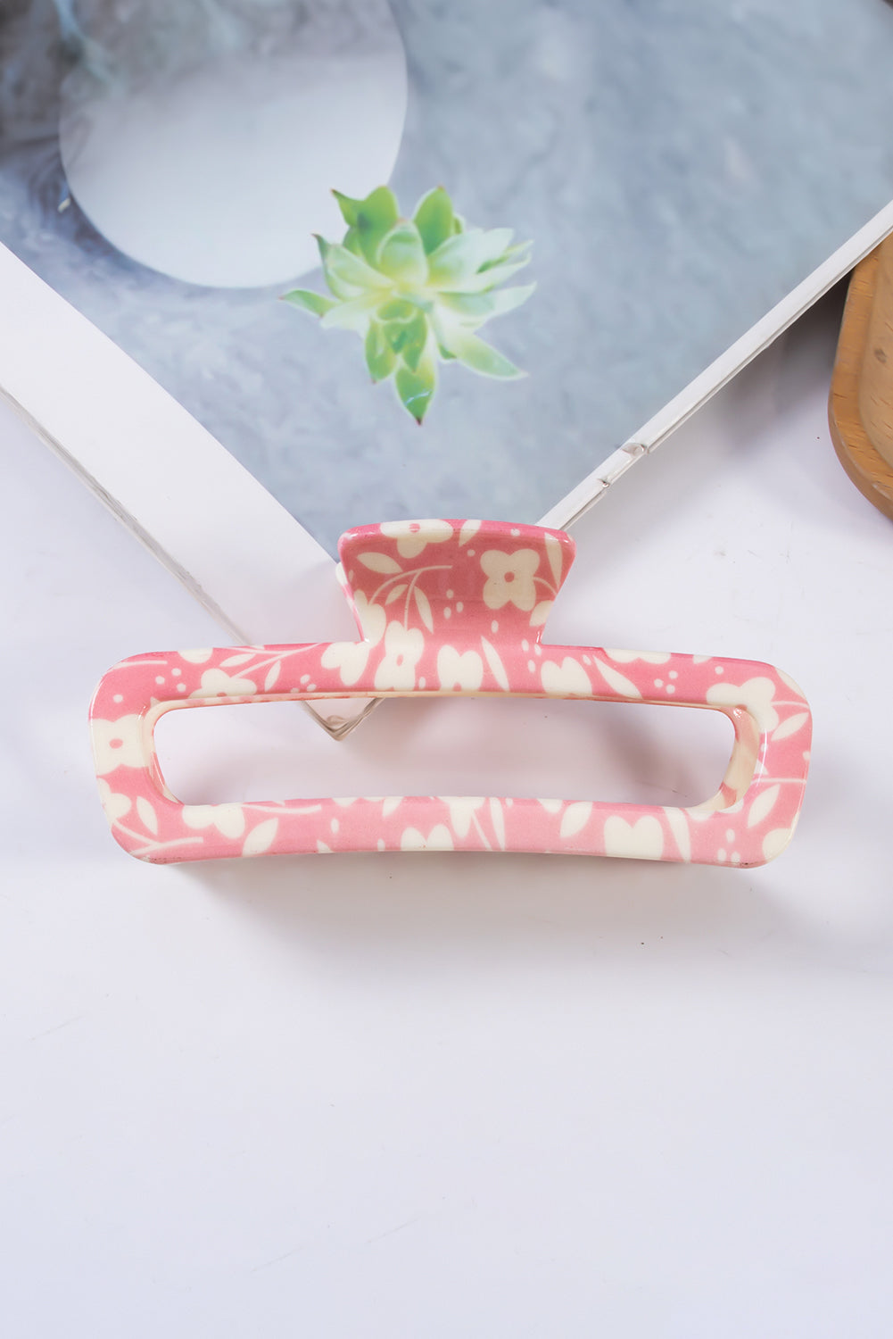 Floral Printed Hollow Out Claw Clip