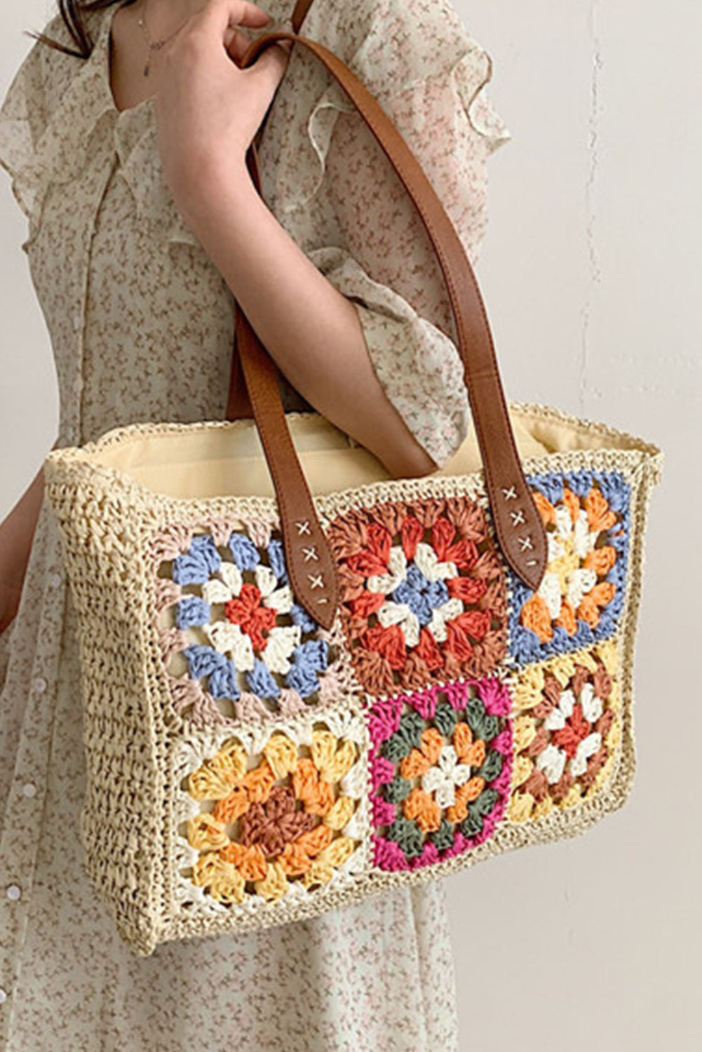 Grand sac fourre-tout carré en crochet floral