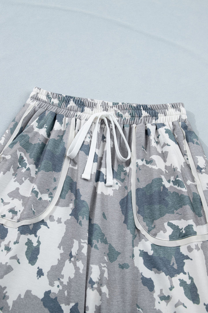Brown Camouflage Print Contrast Lace-up Raw Edge Pocketed Loose Pants