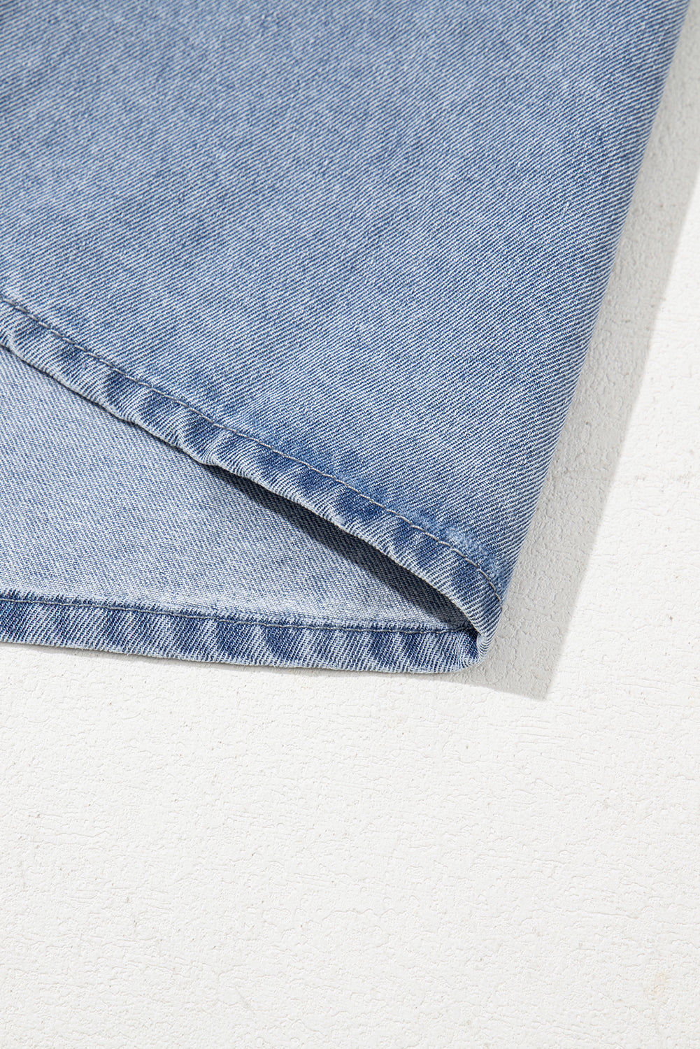 Robe babydoll en jean à manches bouffantes et col carré