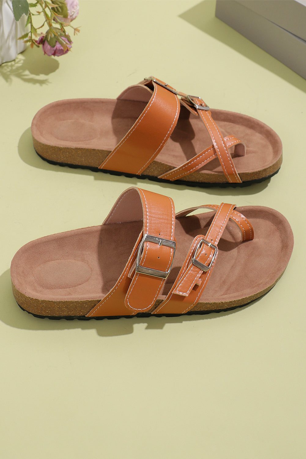 Suede Adjustable Strap Toe Ring Outdoor Slippers