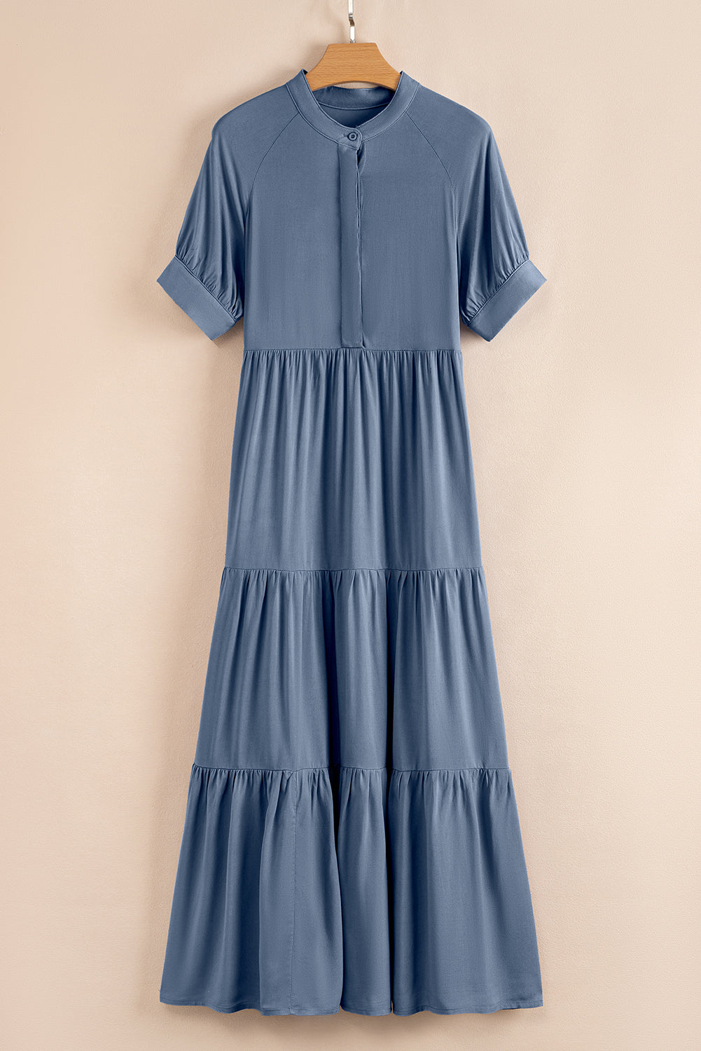 Robe longue évasée à volants et manches courtes, boutons cachés