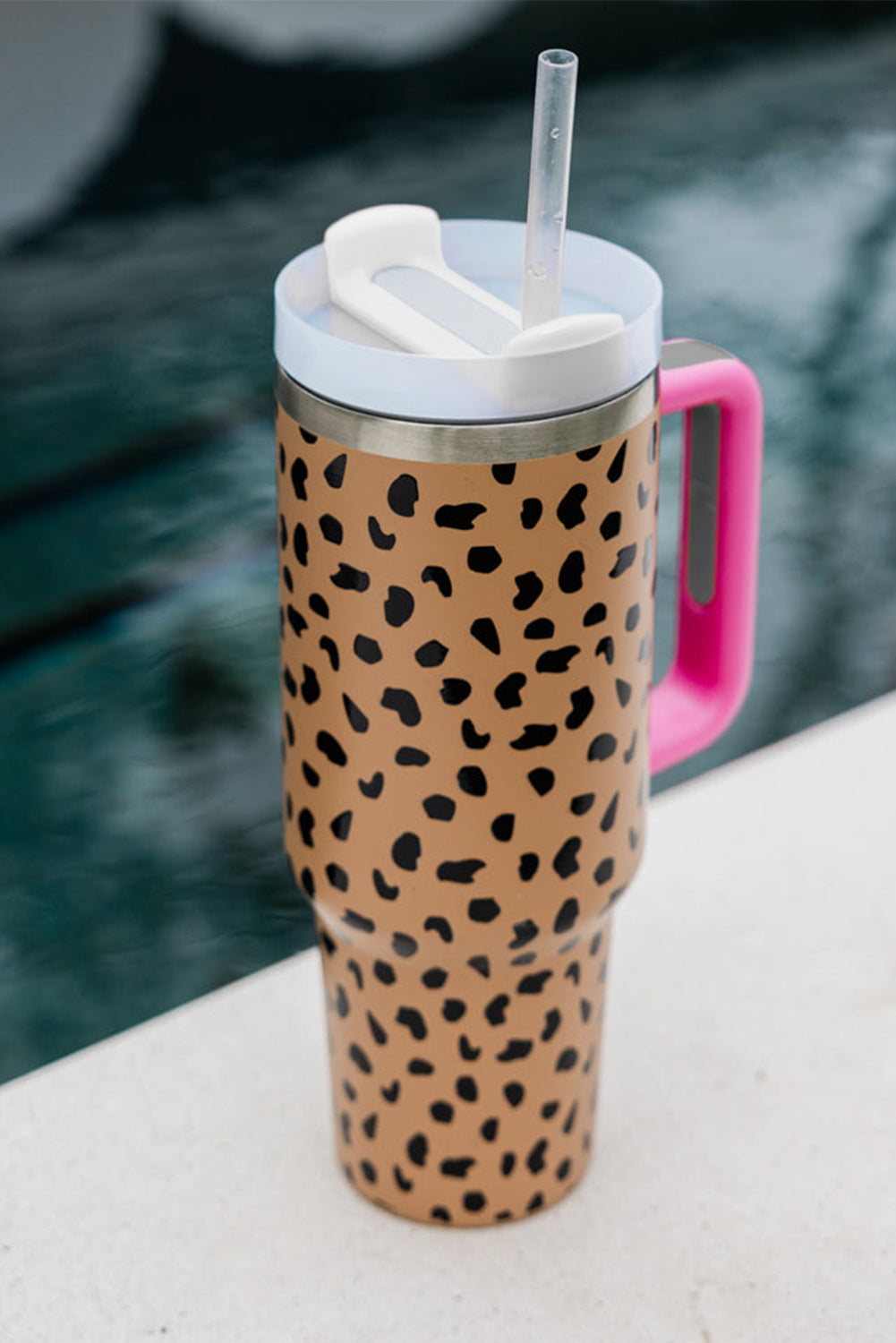 Tasse à anse avec paille imprimée léopard 40 oz