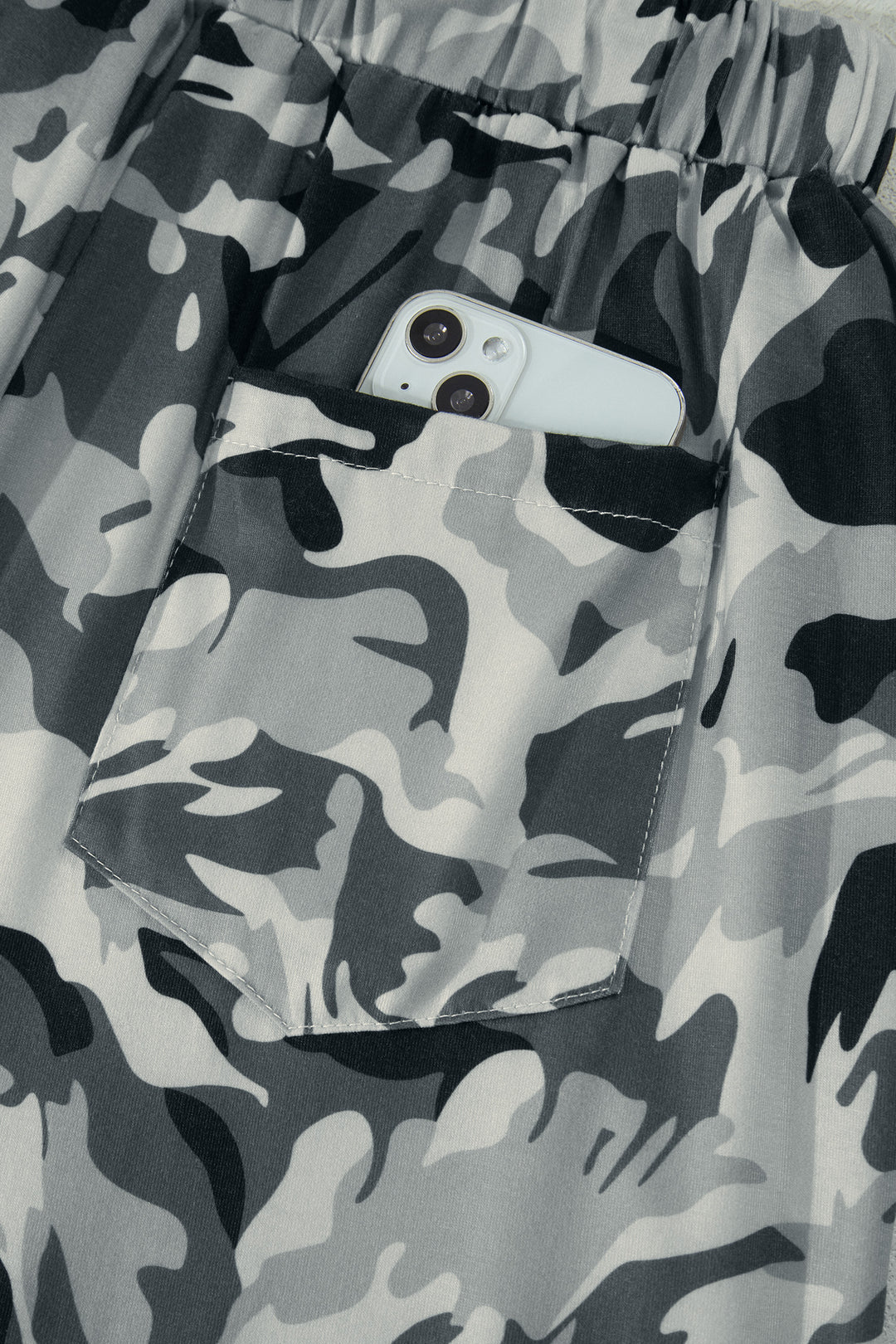 Green Camouflage Print Drawstring Casual Pants
