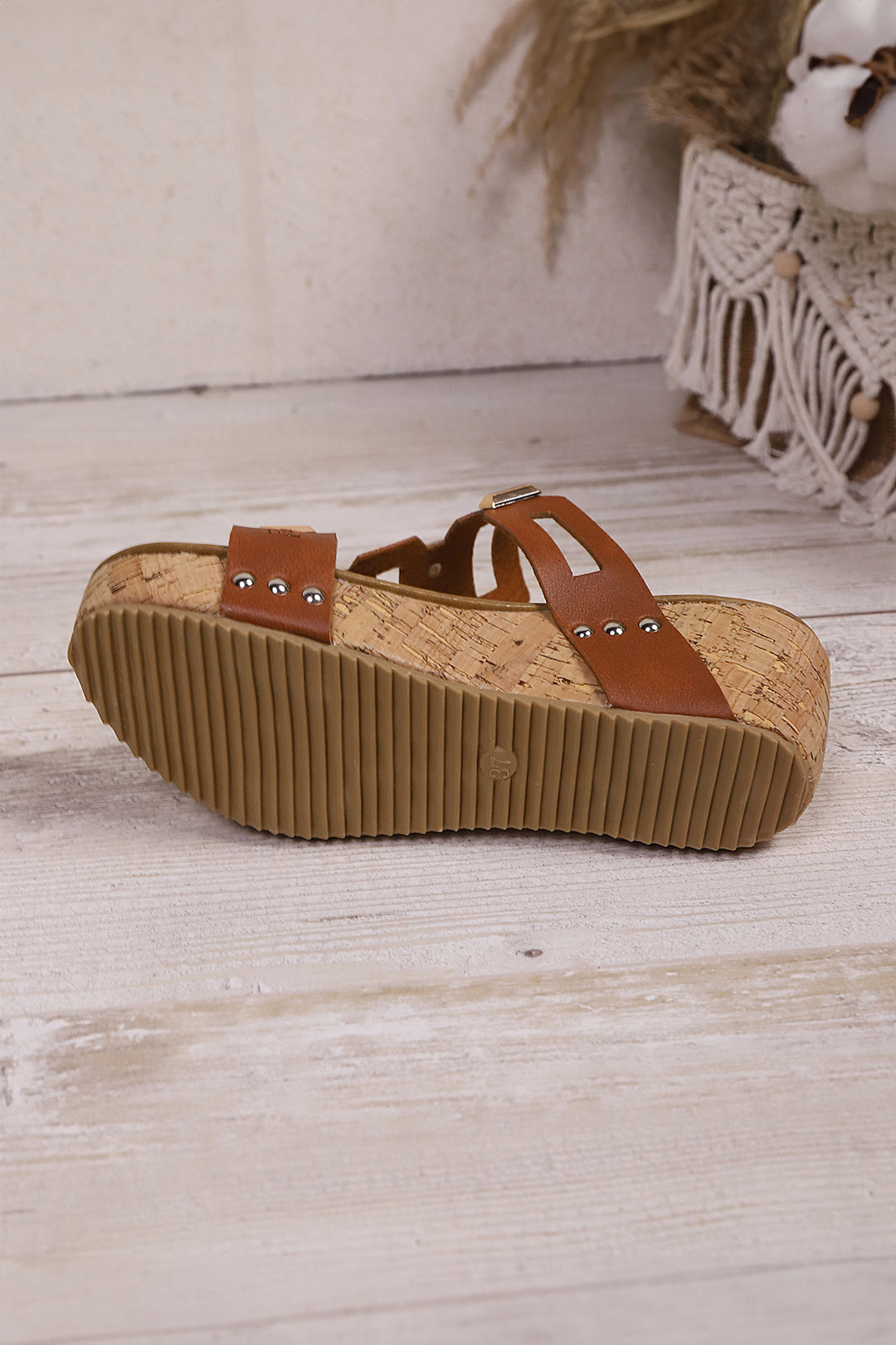Retro Hollowed PU Leather Wedge Platform Slippers