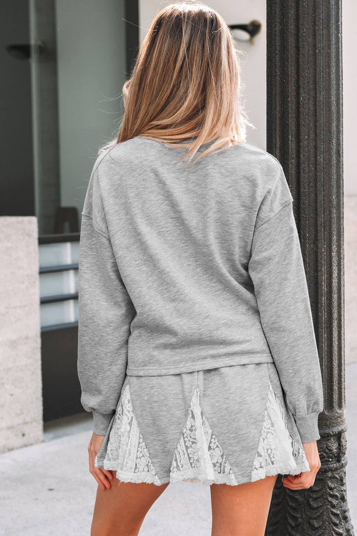 Light Grey Lace Patchwork Drop Shoulder Pullover Skort 2pcs Outfit