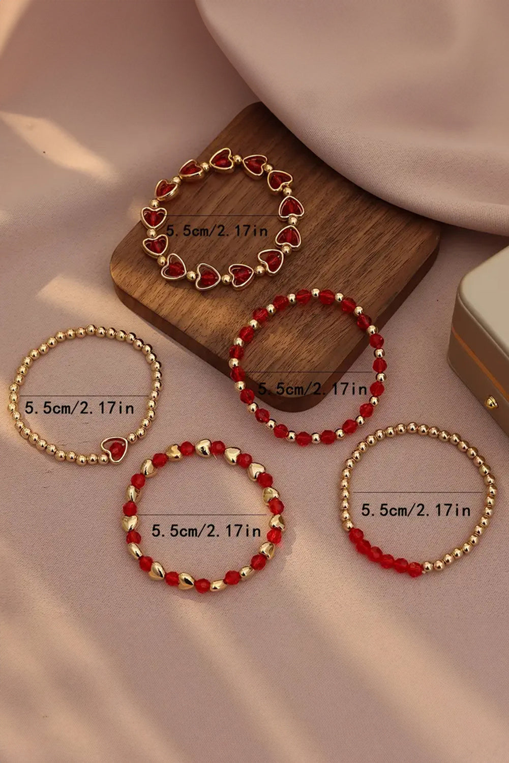 Ensemble de bracelets élastiques en perles plaquées en forme de cœur