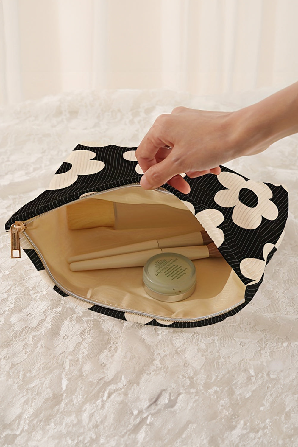 Kosmetiktasche mit Blumendruck und Rippstruktur