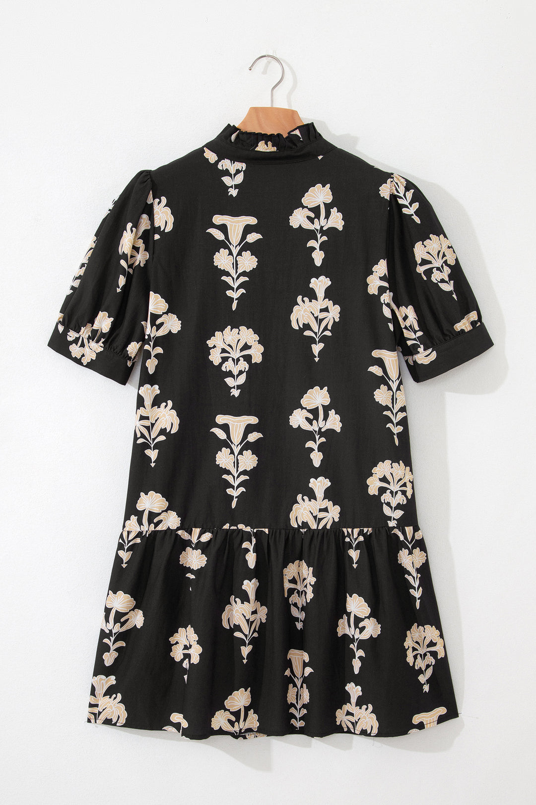 Black Frilled V Neck Puff Short Sleeve Floral Mini Dress
