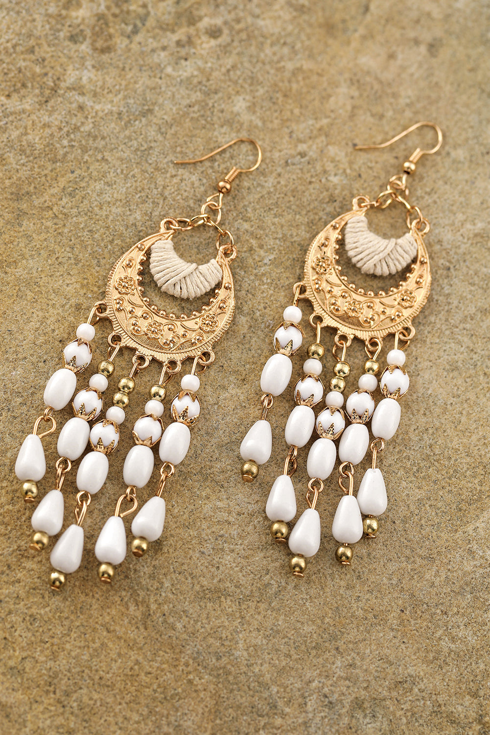 Boucles d'oreilles bohèmes à pampilles et perles en alliage