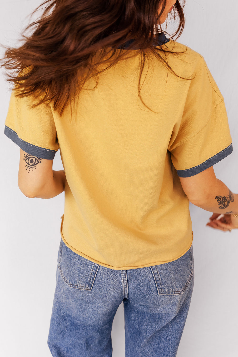Contrast Trim Raw Hemline Short Sleeve Loose Top