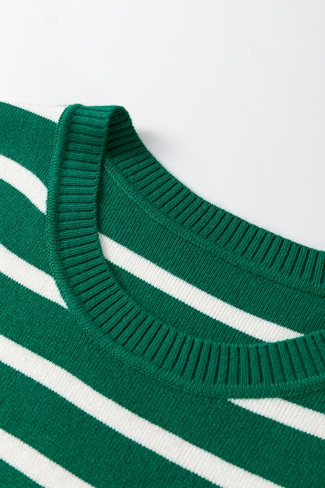 Crew Neck Sleeveless Sweater Vest