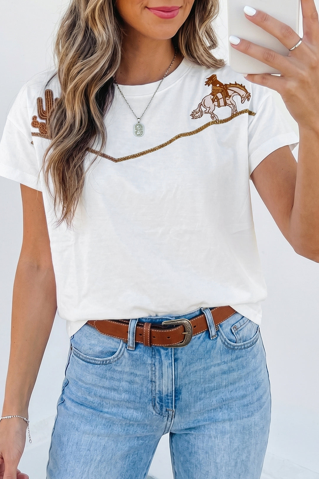 White Western Fashion Embroidered Casual Tee