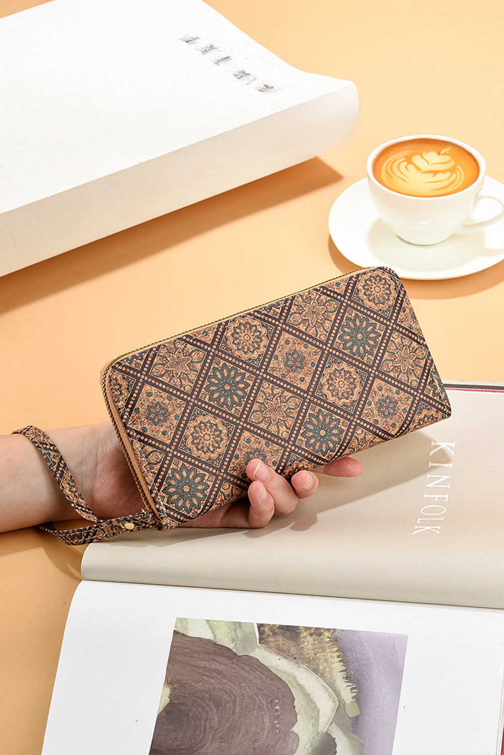 Western Pattern Print Wristlet PU Leather Wallet