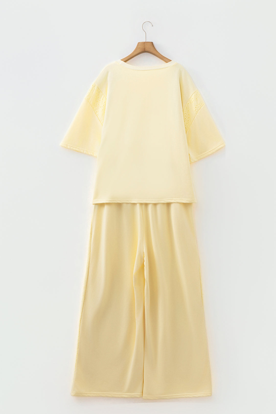 Yellow Cream Solid Color Eyelet Lace Panel Accent Plus Size 2pcs Outfit