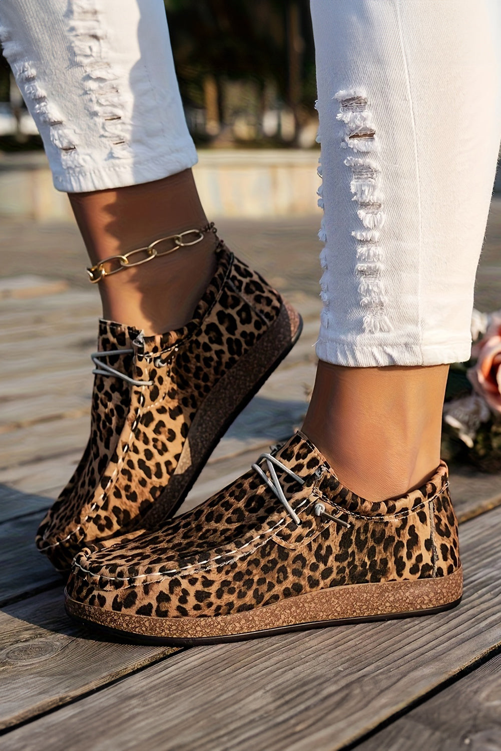 Leopard Faux Suede Lace-up Decor Slip On Shoes