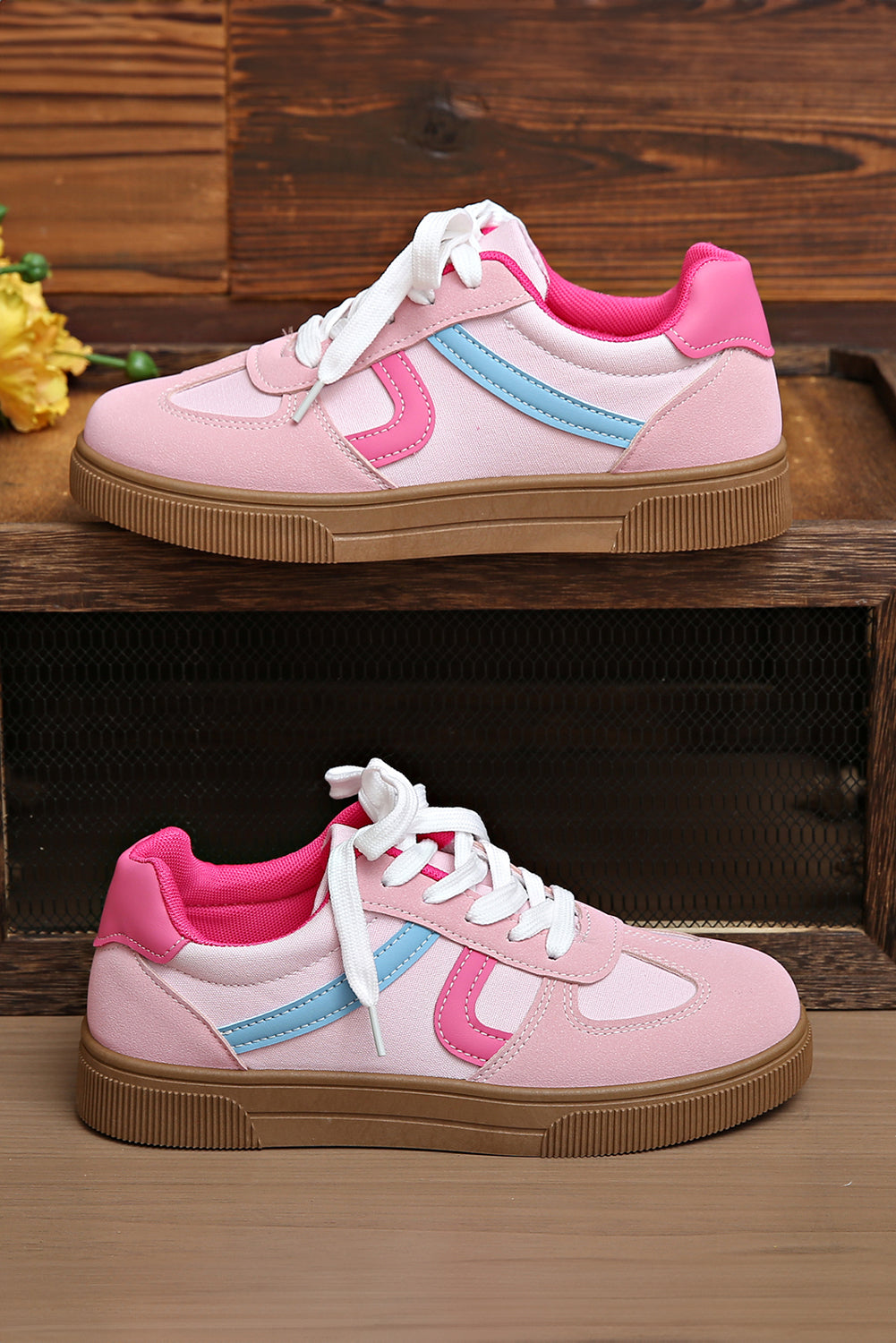 Color Block PU Leather Patchwork Lace Up Flat Shoes