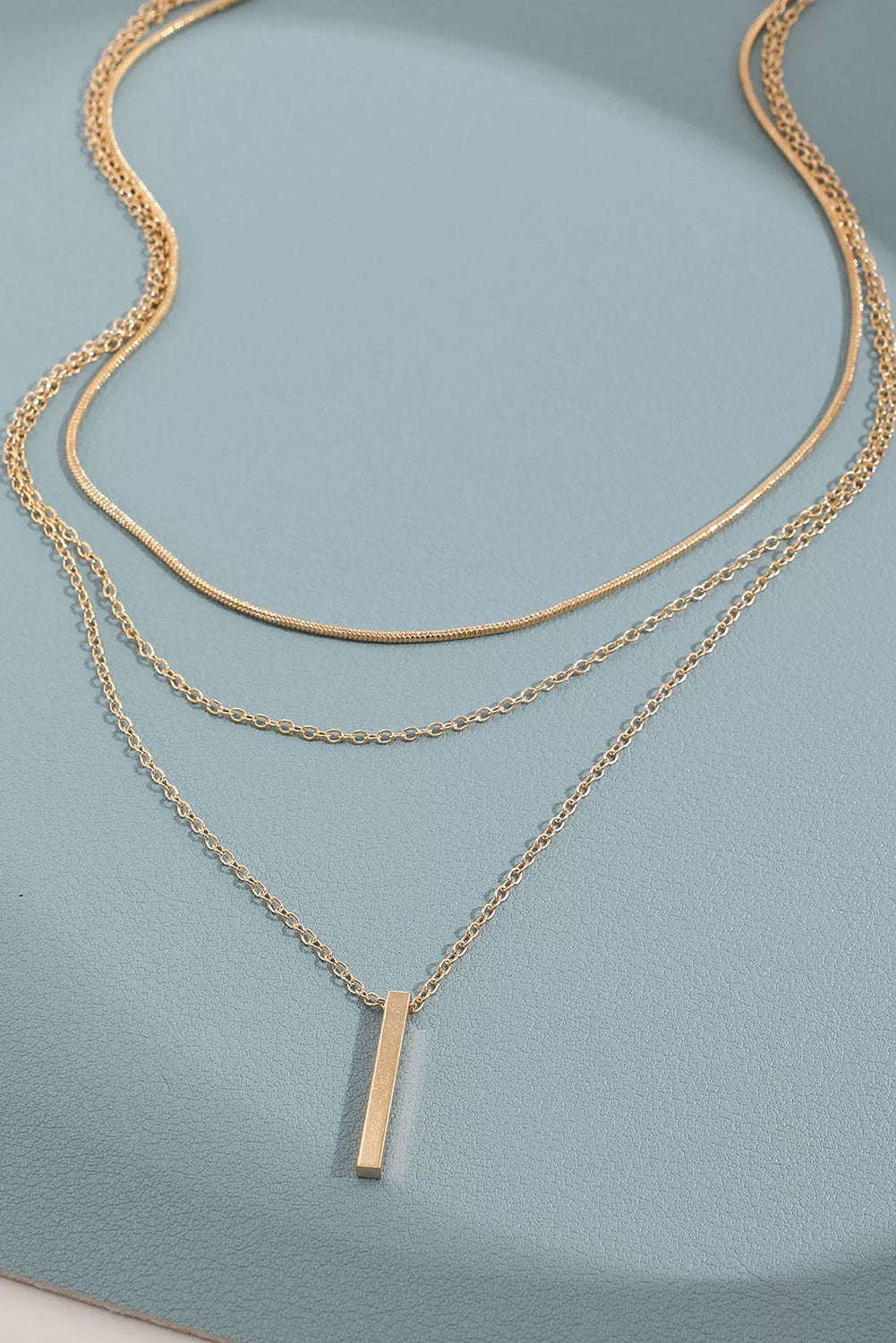 Collier chaîne réglable à plusieurs niveaux avec pendentif en barre