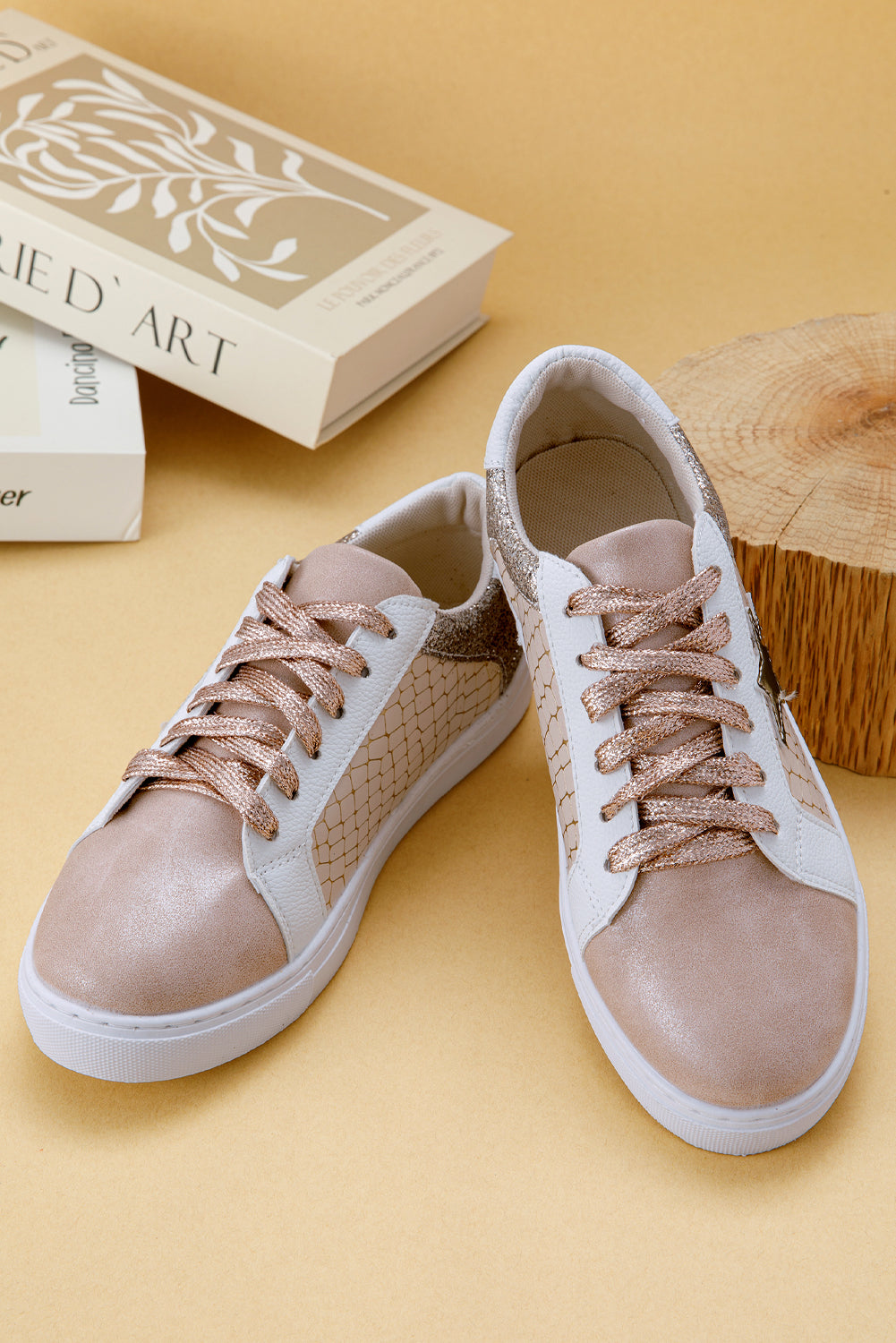 Schnür-Sneakers aus PU-Leder mit Glitzerstern-Patchwork 