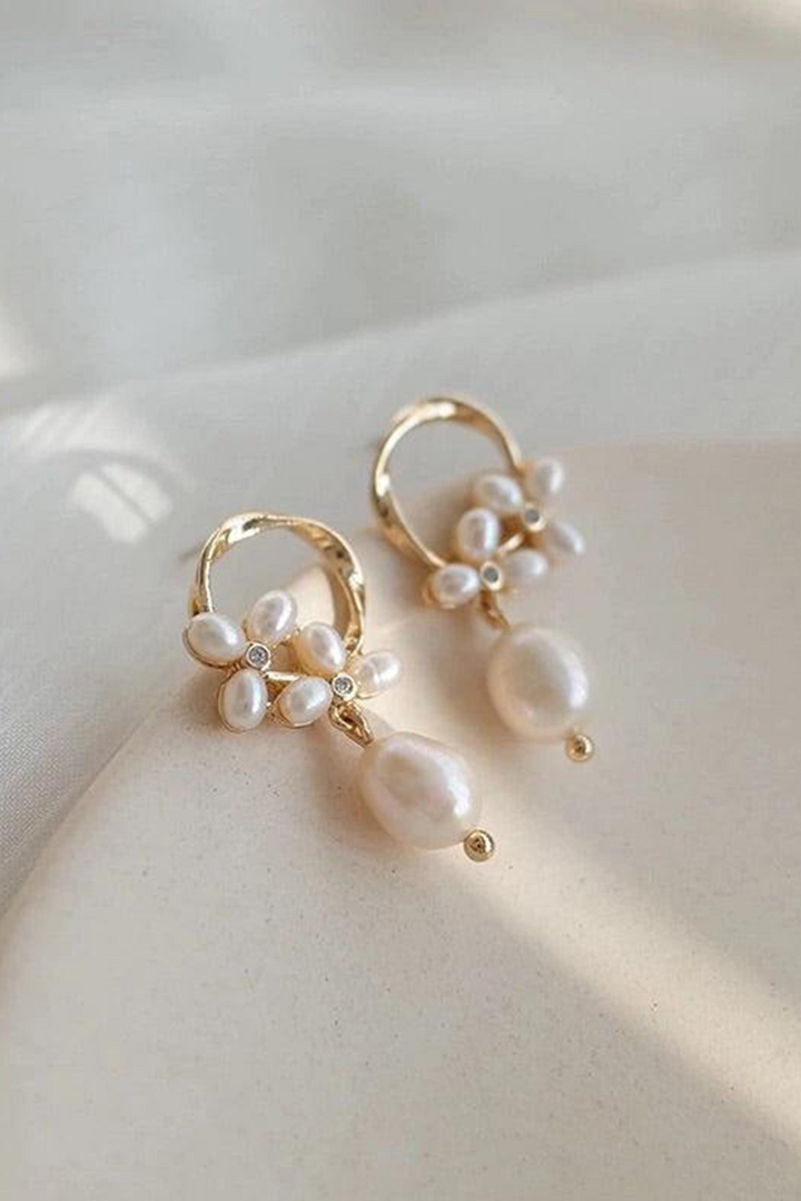 Plated Hoop Pearl Casual Wear Stud Earring