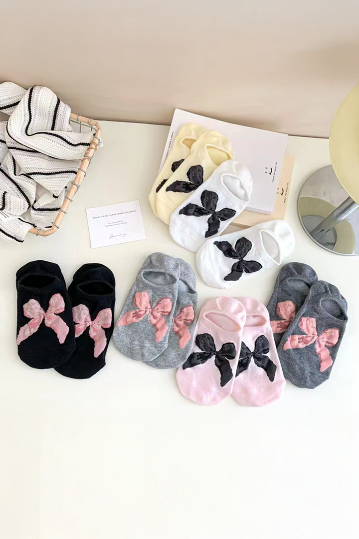 Bow Knot Soft No Show Socks