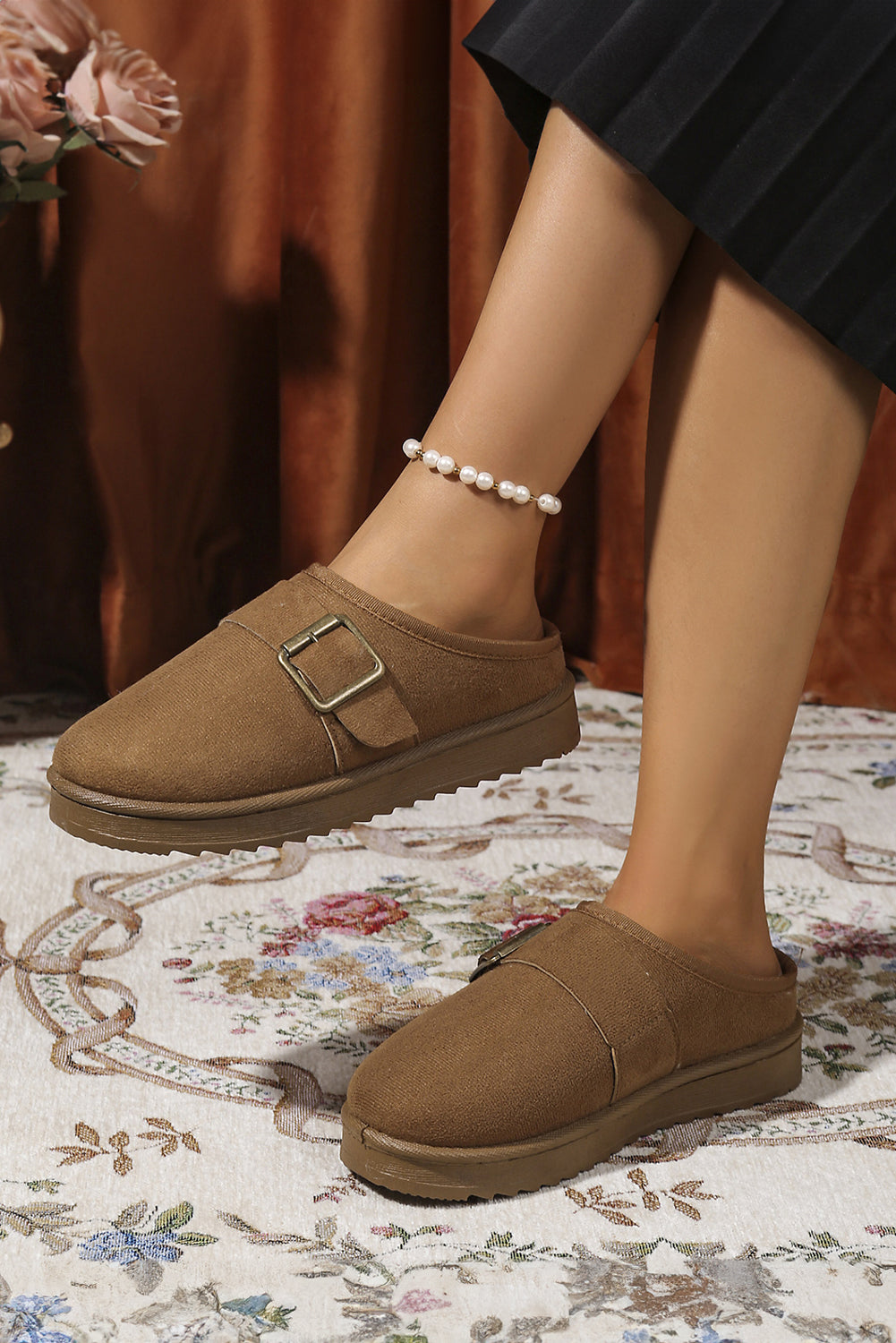 Faux Suede Buckle Strap Detail Winter Clog Slippers