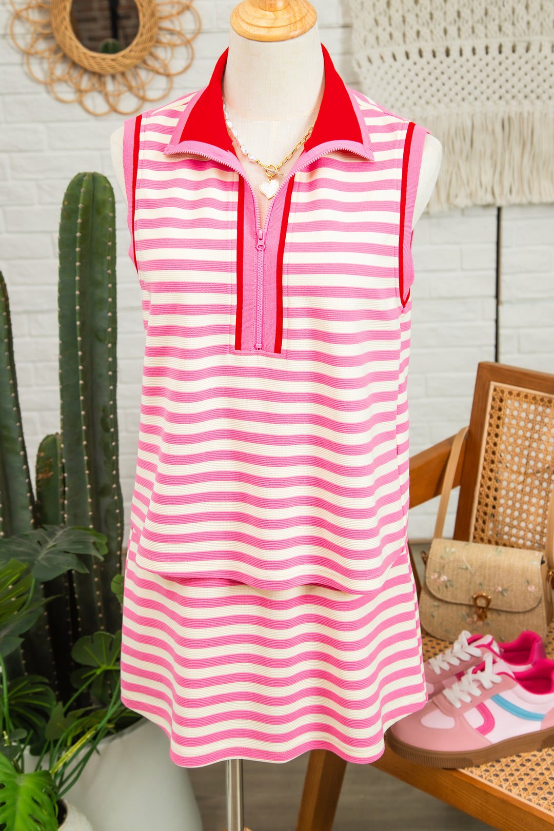 Sachet Pink Textured Stripe Print Zip Collar Sleeveless 2pcs Skort Set