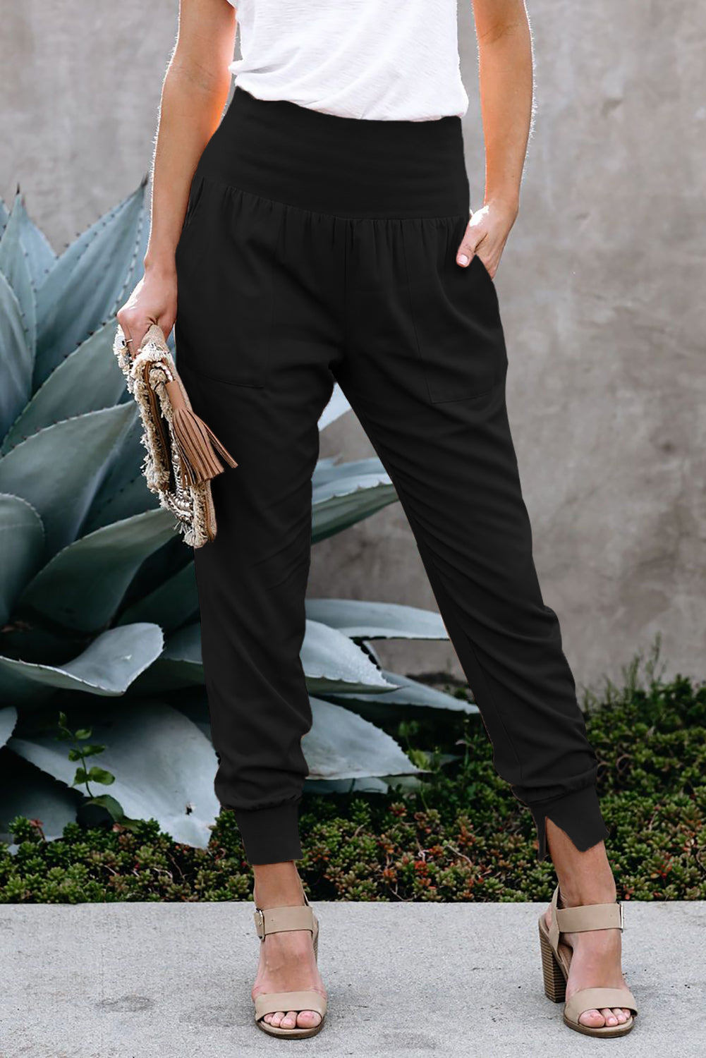 Womens Black Pocketed Cotton Joggers