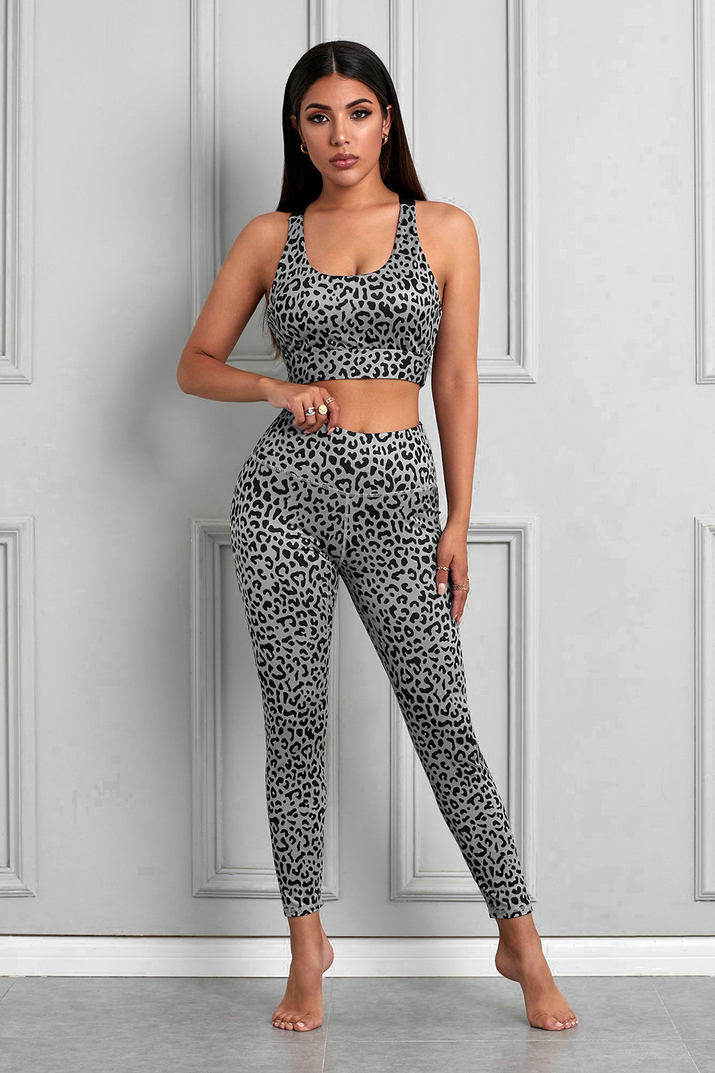 Fashion Gray Cheetah Print Sport Bra Pants Set