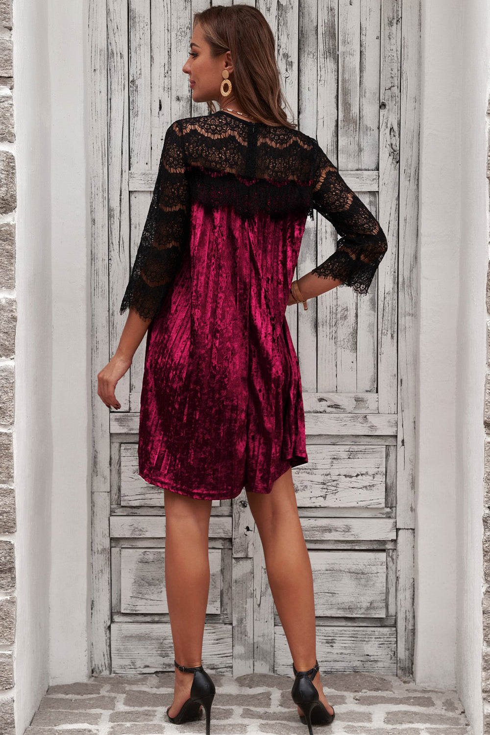 Chic Burgundy Lace Patch 3/4 Sleeve Pleated Velvet Dress