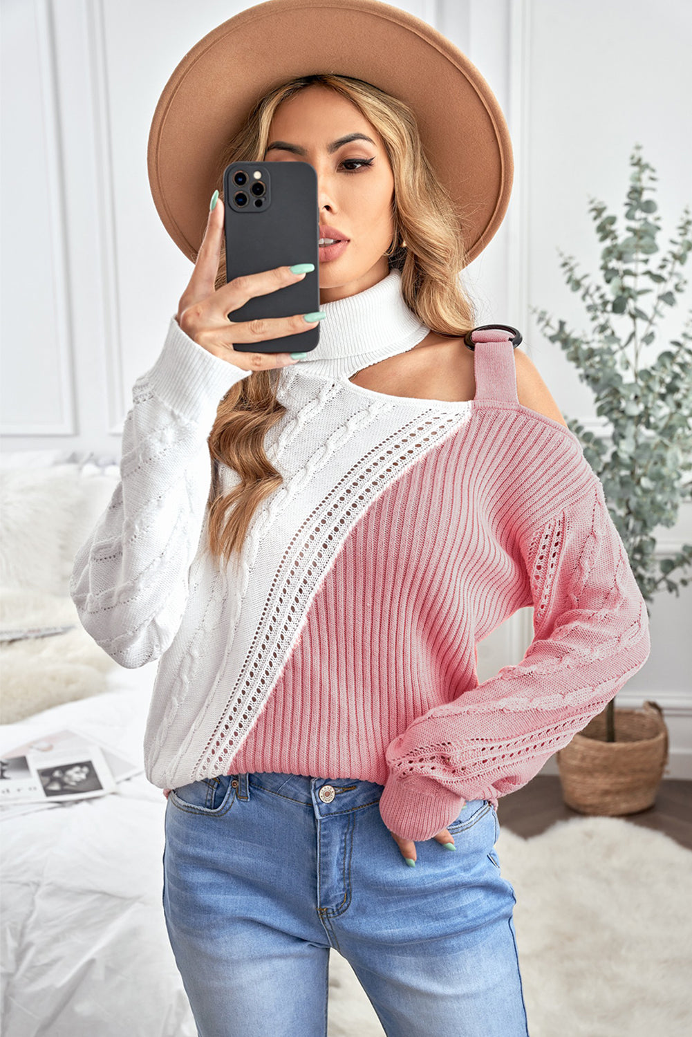 Chic Pink Turtleneck Cold Shoulder Sweater