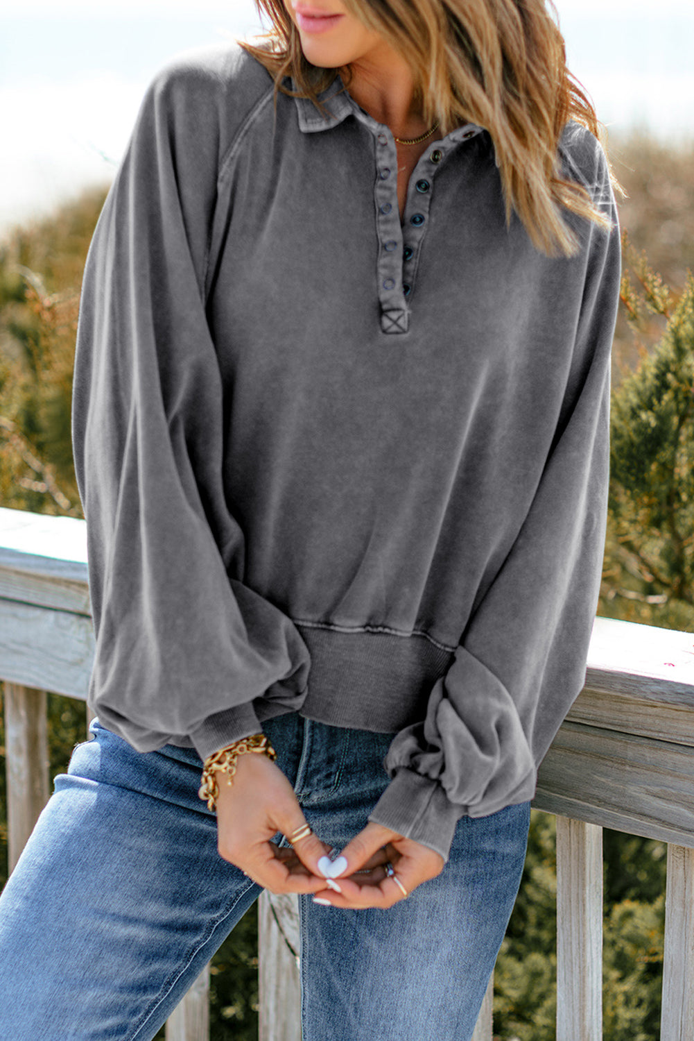 Womens Gray Washed Snap Buttons Lantern Sleeve Pullover Sweatshirt