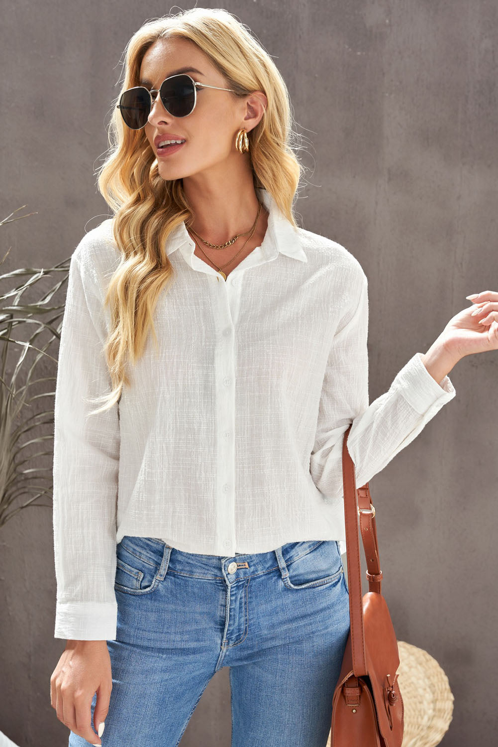 Womens White Textured Solid Color Basic Shirt