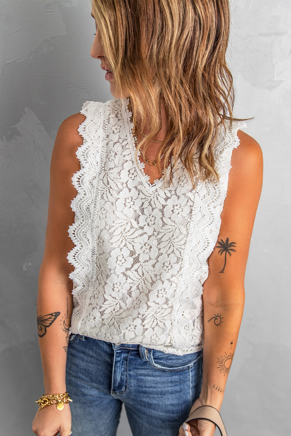 Chic White Lace V Neck Summer Tank Top