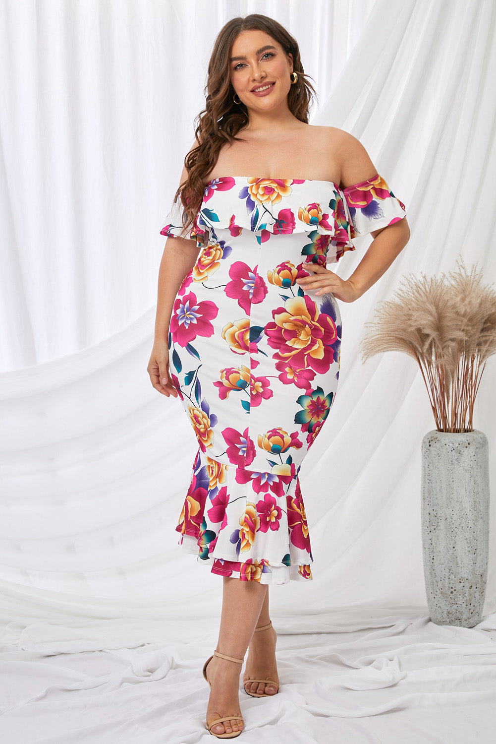 White Off-the-shoulder Bodycon Floral Mermaid Plus Size Dress