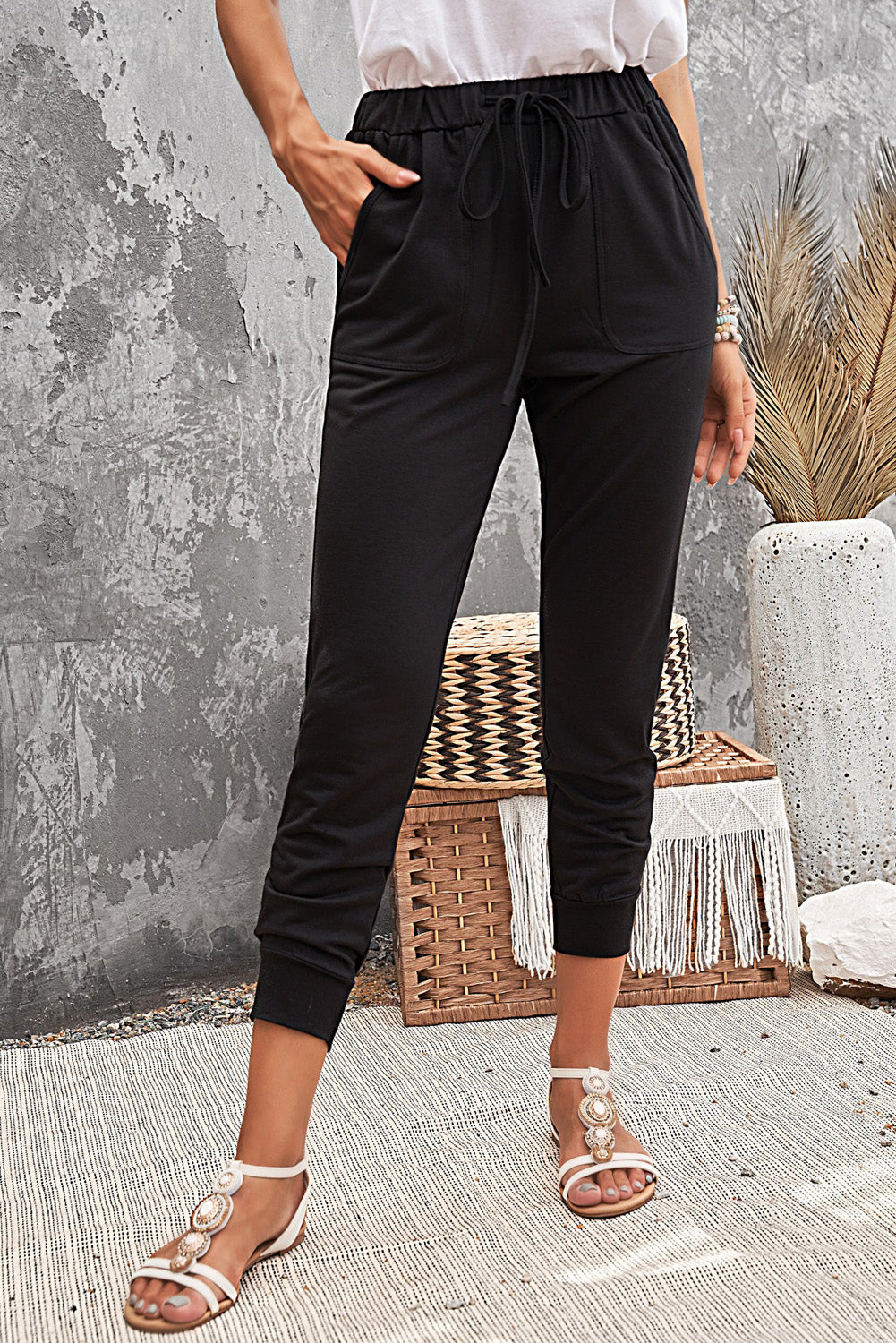 Women's Casual Black Pocketed Drawstring Sports Joggers