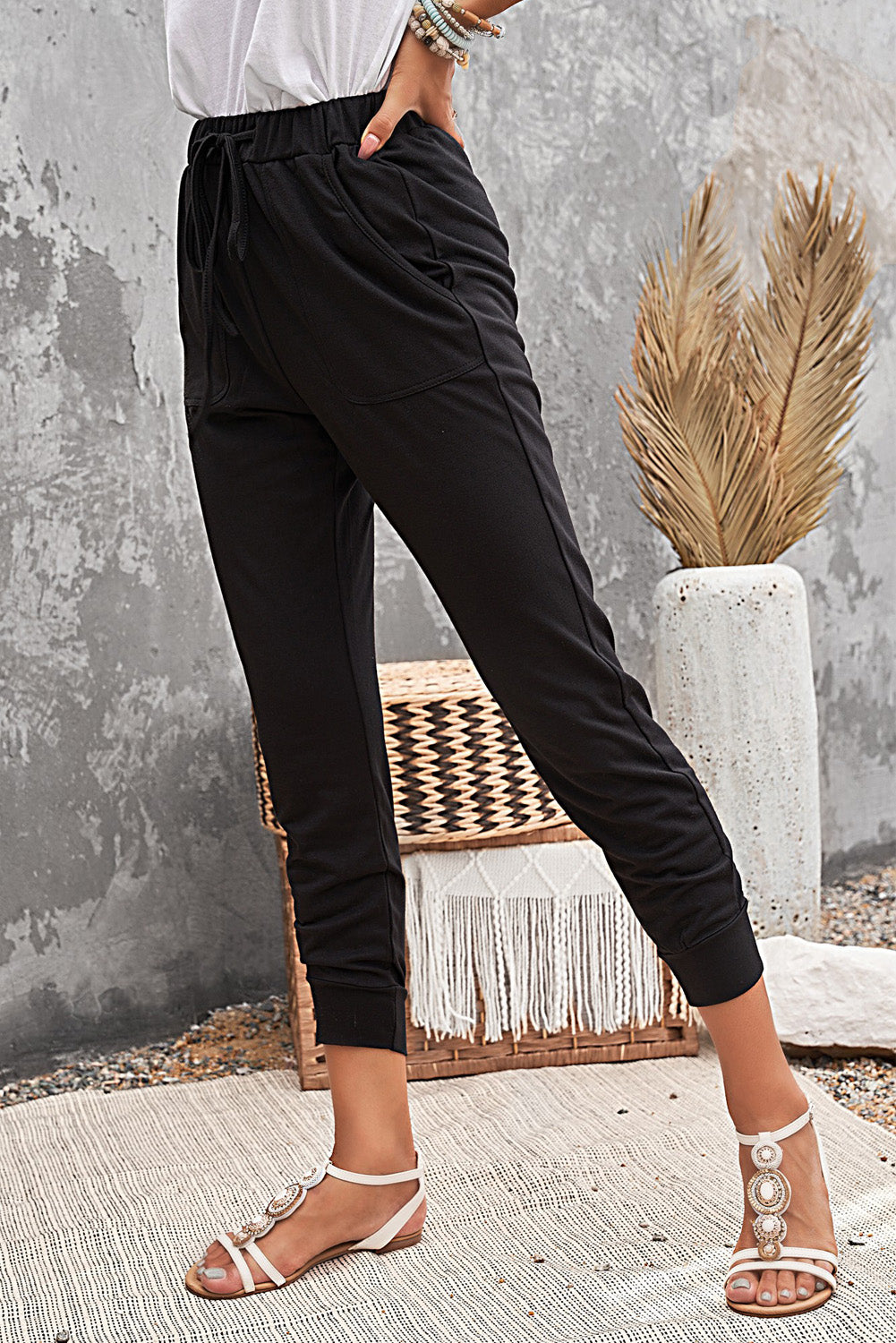 Women's Casual Black Pocketed Drawstring Sports Joggers