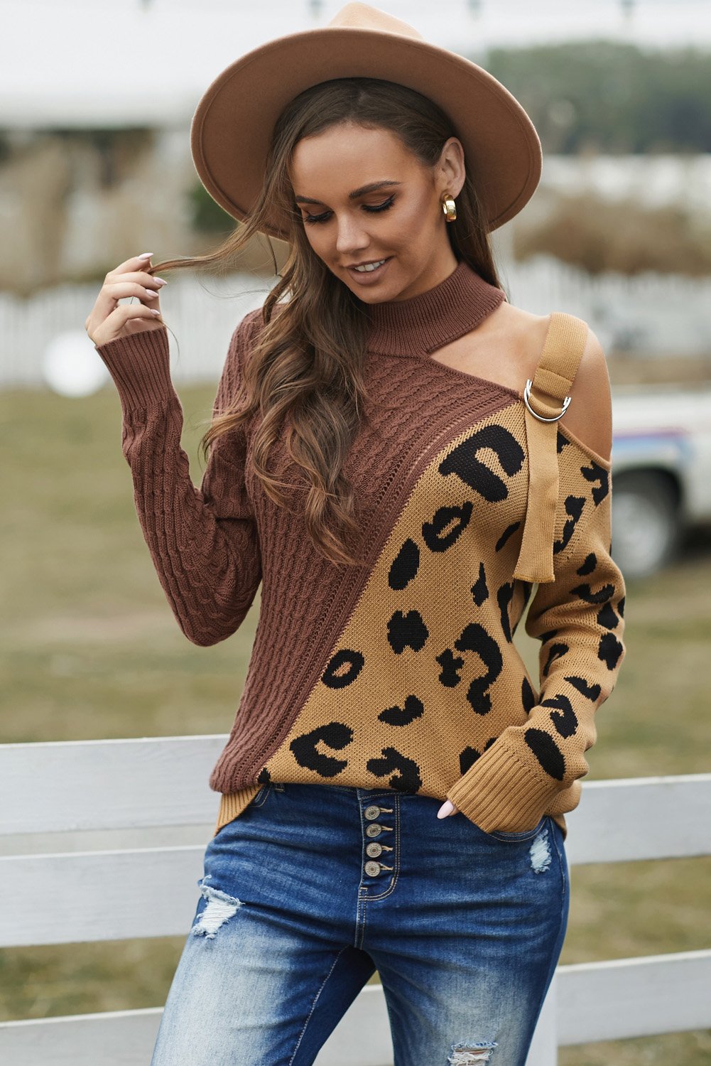 Women' s Fashion Brown Asymmetrical Buckle Sweater