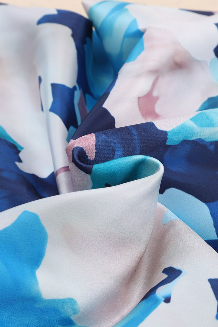 Langärmliges Kleid mit Rüschen und abstraktem Blumenmuster